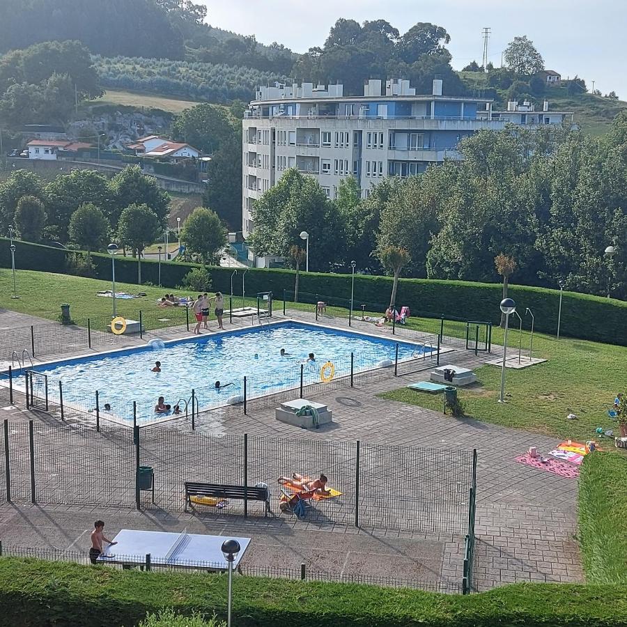 Soleado Piso Con Garaje Y Piscina A 8' Centro Lägenhet Castro Urdiales Exteriör bild