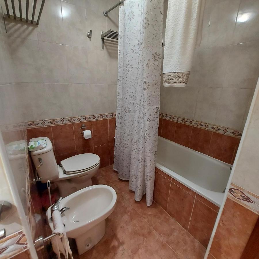 Soleado Piso Con Garaje Y Piscina A 8' Centro Lägenhet Castro Urdiales Exteriör bild